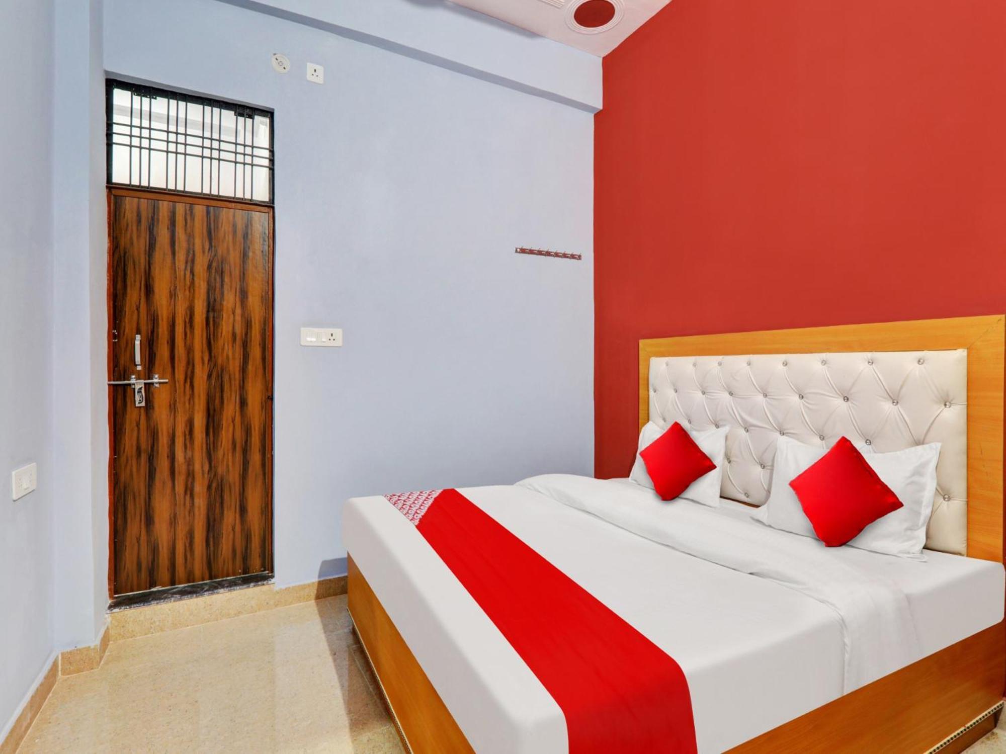 Hotel O Aradhya Galaxy Bhauli ภายนอก รูปภาพ