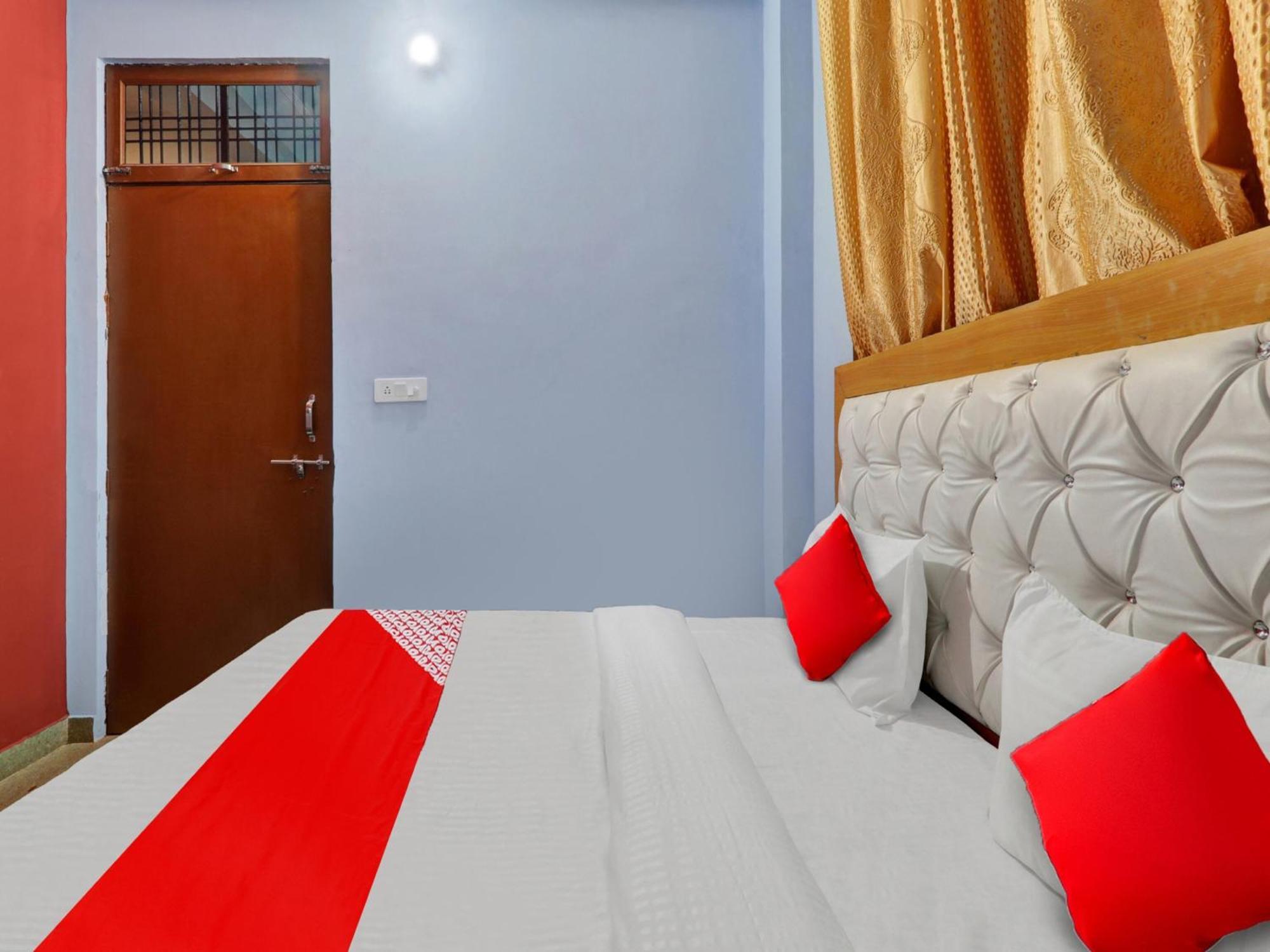 Hotel O Aradhya Galaxy Bhauli ภายนอก รูปภาพ