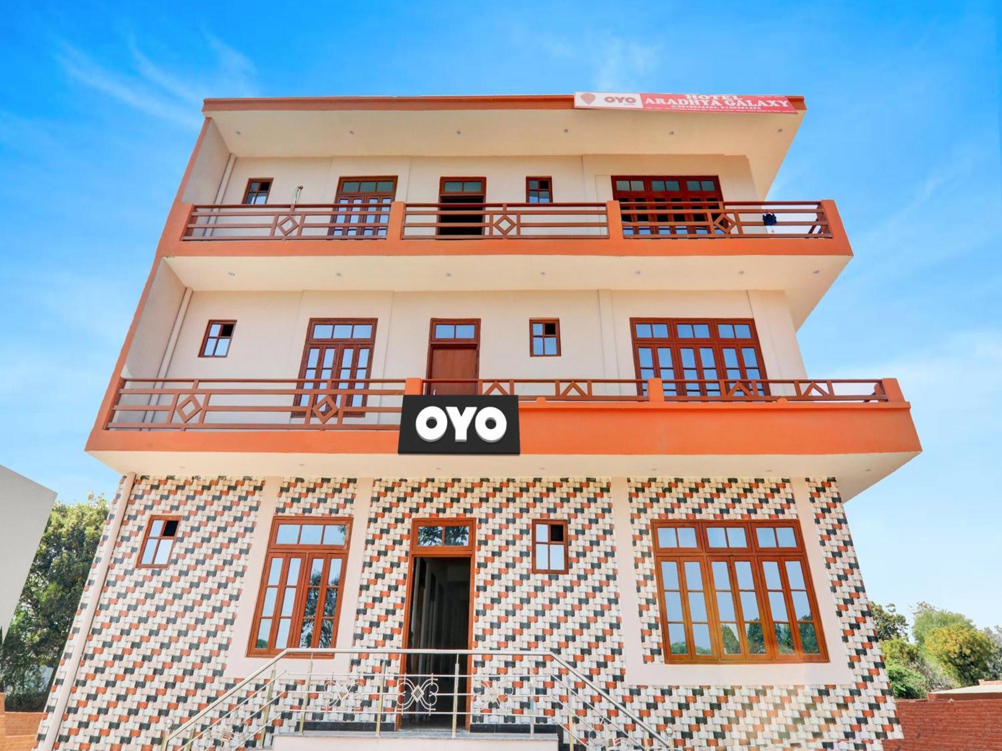 Hotel O Aradhya Galaxy Bhauli ภายนอก รูปภาพ